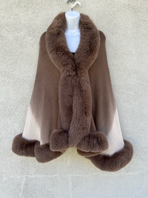 Ombre Poncho Camel-Cream